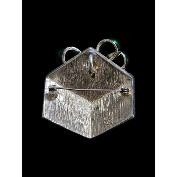 Vintage Pendant Brooch Signed MJ Christmas Present Pendant Enamel Red Green Gold - Picture 6 of 9